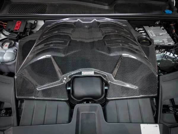 Lamborghini Urus 4.0 V8 ARMASPEED Carbon Fiber Cold Air Intake - Image 2