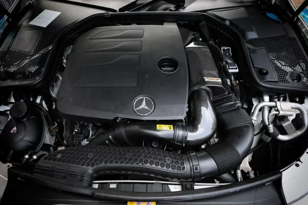 Mercedes-Benz W205 S205 C200 C300 / W213 E300 (M264) ARMASPEED Carbon fiber Cold Air Intake - Image 2