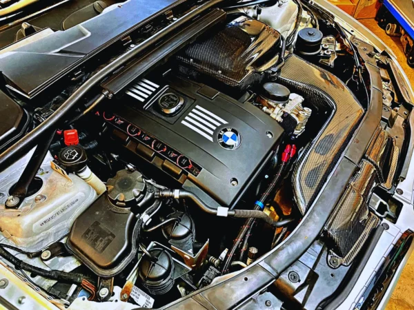 BMW E90 335i ARMASPEED Carbon Fiber Cold Air Intake - Image 3