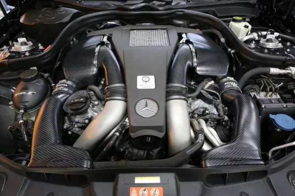 Mercedes-Benz W218 CLS 63 AMG ARMASPEED Carbon Fiber Cold Air Intake - Image 2