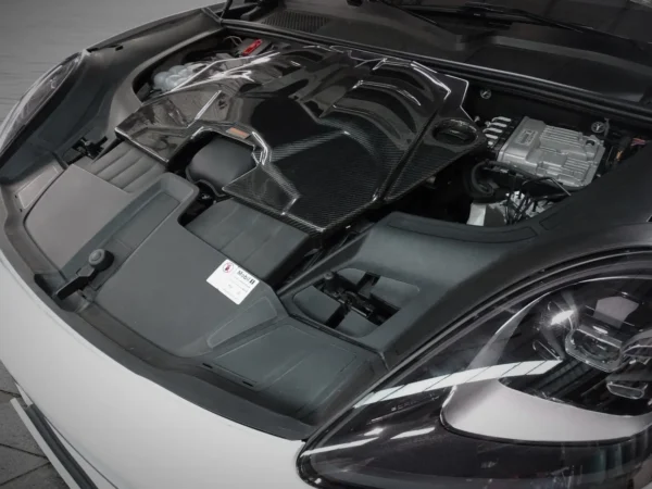 Porsche Cayenne 3rd gen E-Hybrid / S / GTS / Turbo ARMASPEED Carbon Fiber Cold Air Intake - Image 9