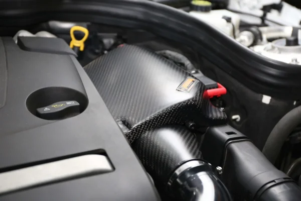 Mercedes-Benz W212 E200 / E250 / E260 (M274) ARMASPEED Carbon fiber Cold Air Intake - Image 4